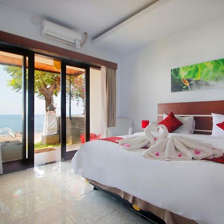 Valomia Beachfront 아메드 외부 사진